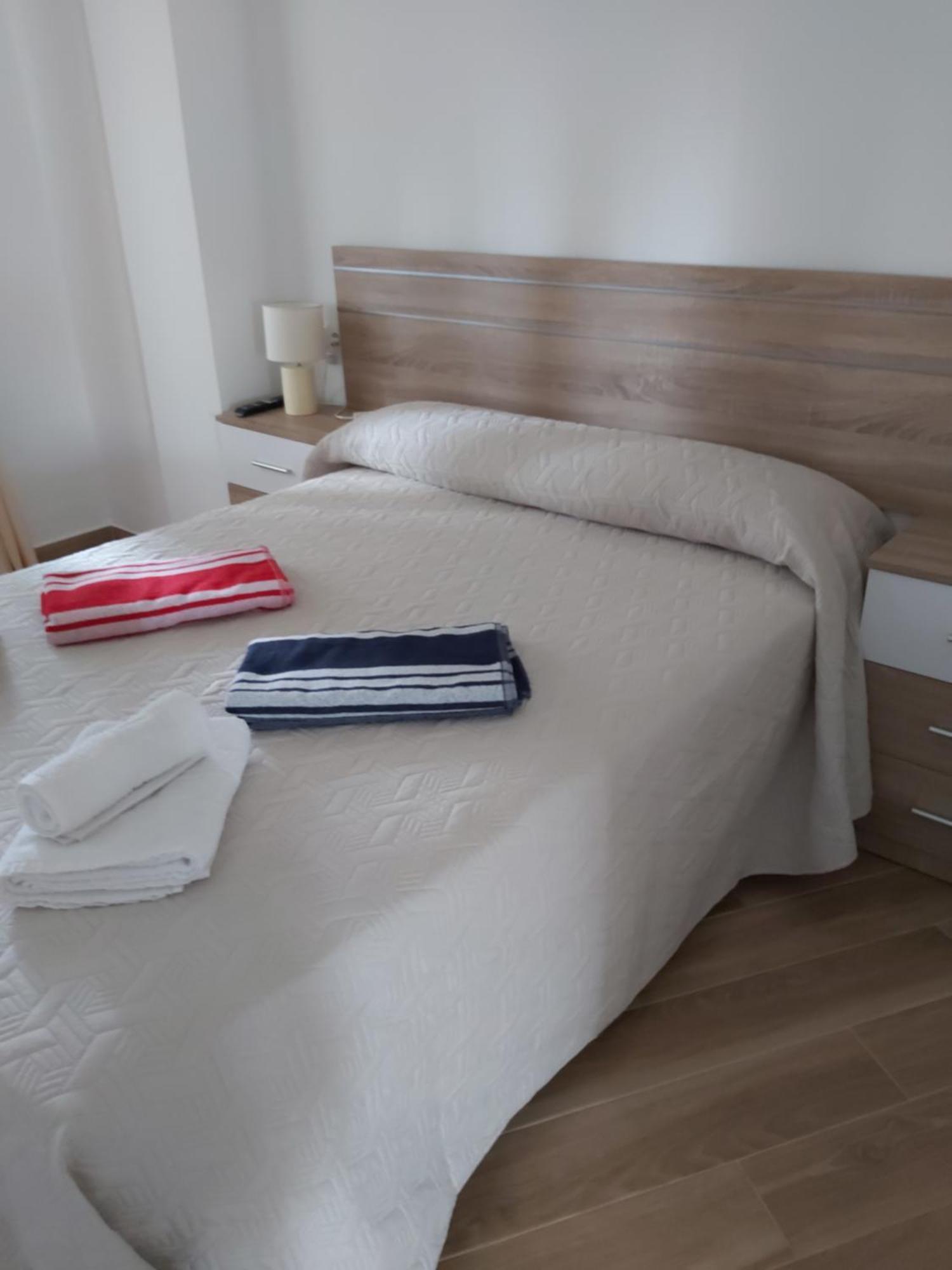 Apartamento La Casa Del Abuelo Нерха Экстерьер фото